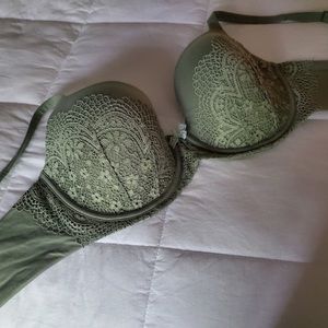 Victoria’s Secret bra